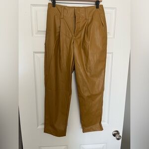 Women’s pants size 4